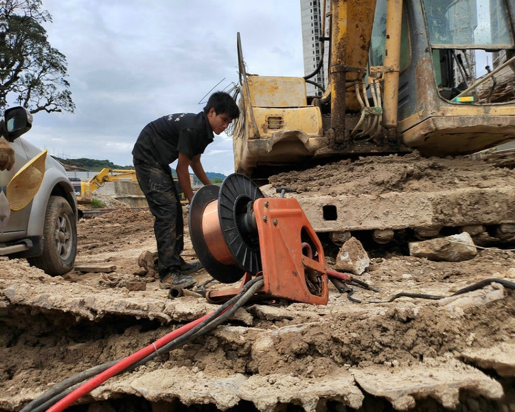 惠州小松挖掘机开云(中国)中心/惠州小松挖掘机开云(中国)售后